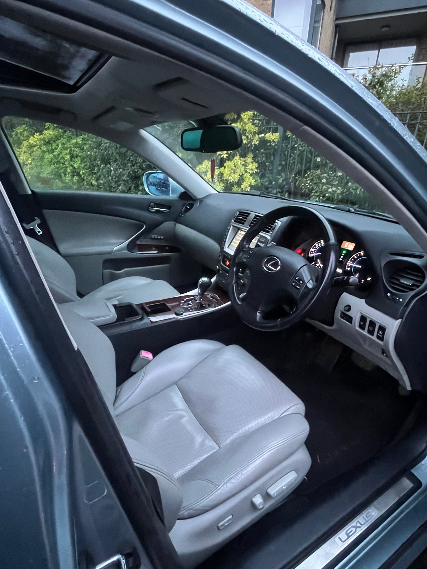 LEXUS IS 250 Executive