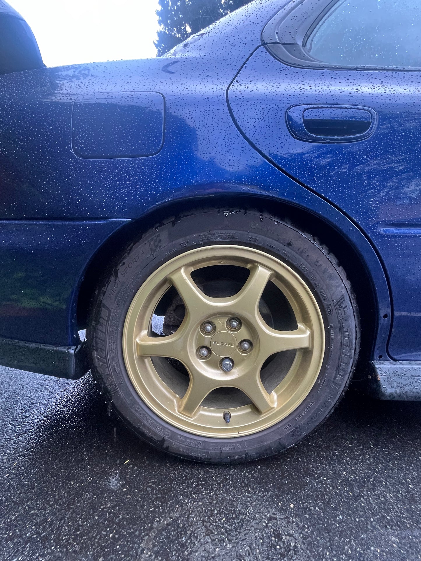 Subaru Impreza GT2000