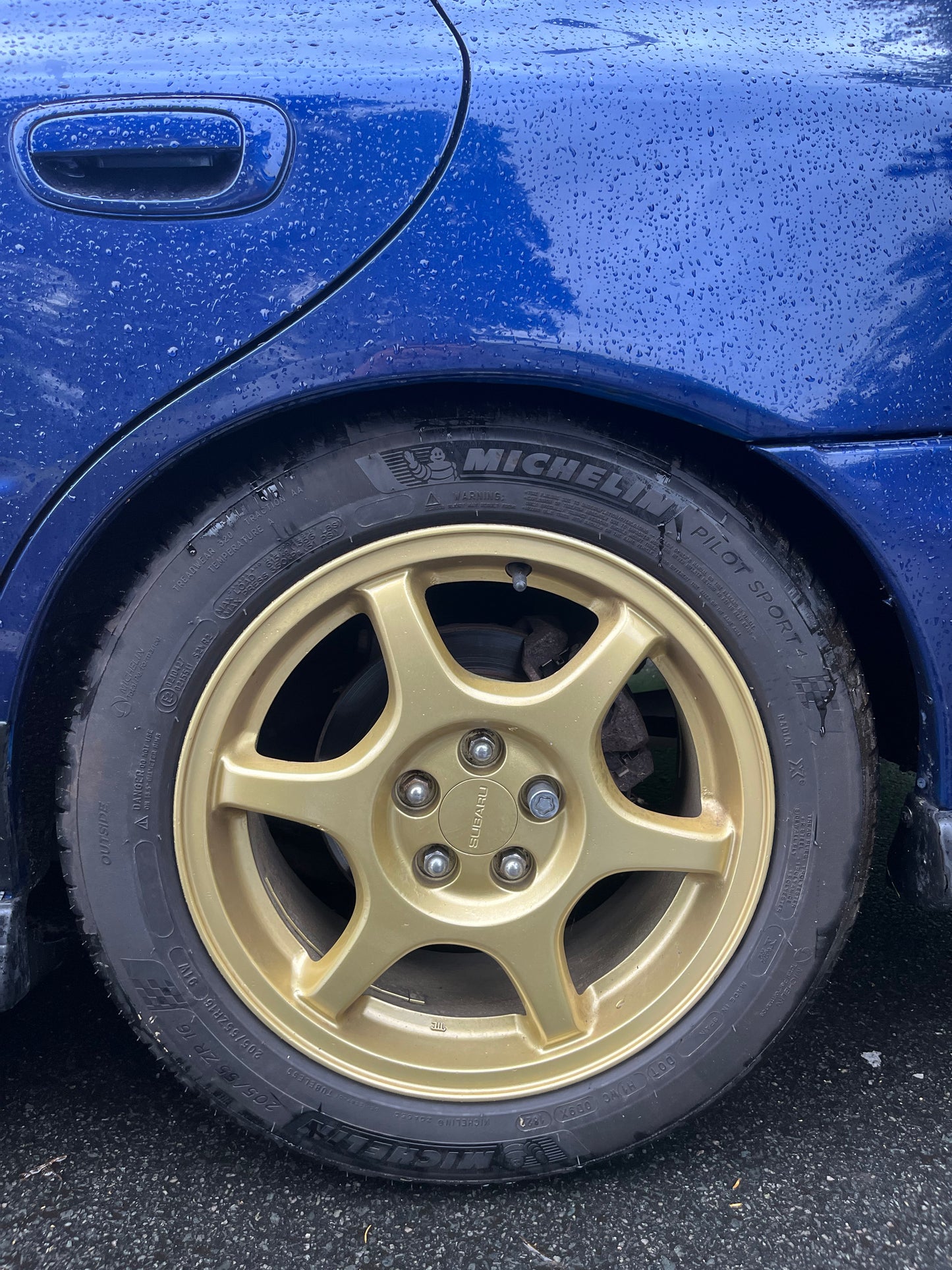 Subaru Impreza GT2000