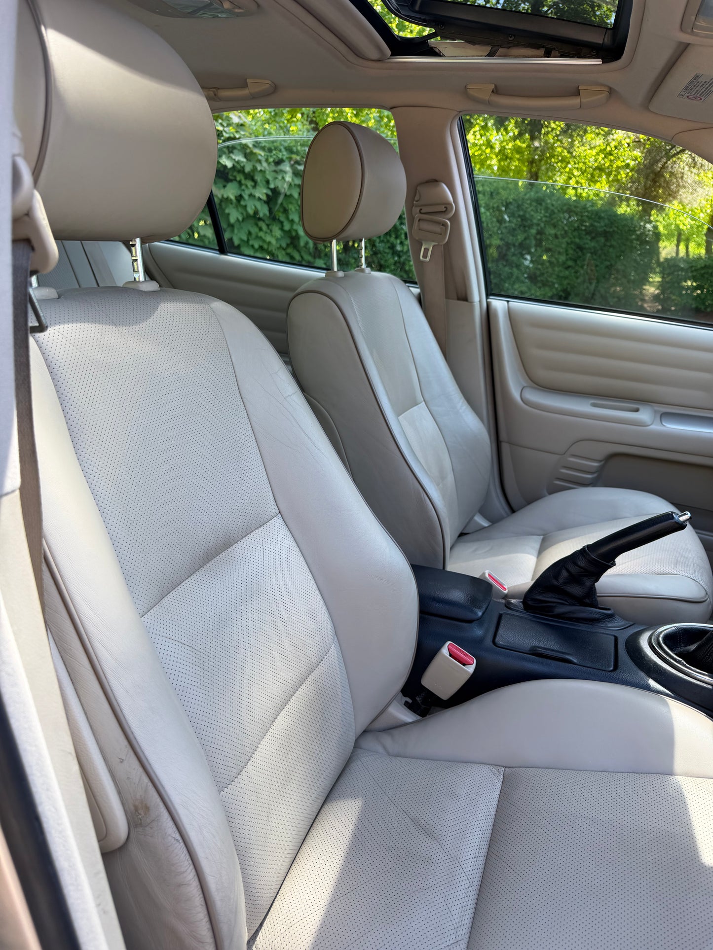 Lexus IS200